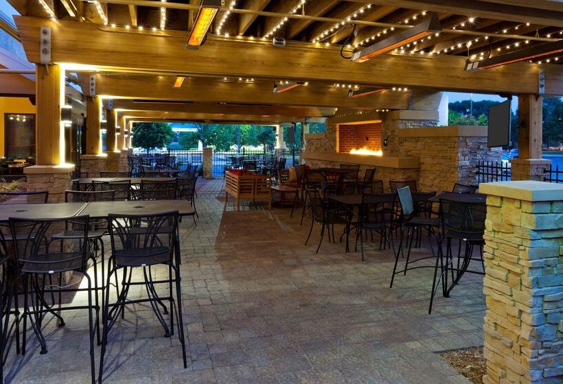 Отель Best Western Plus St. Paul North/shoreview