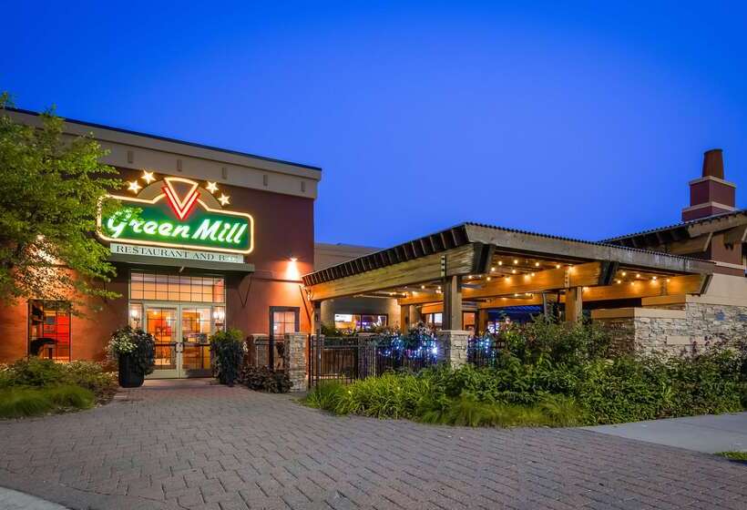 Отель Best Western Plus St. Paul North/shoreview