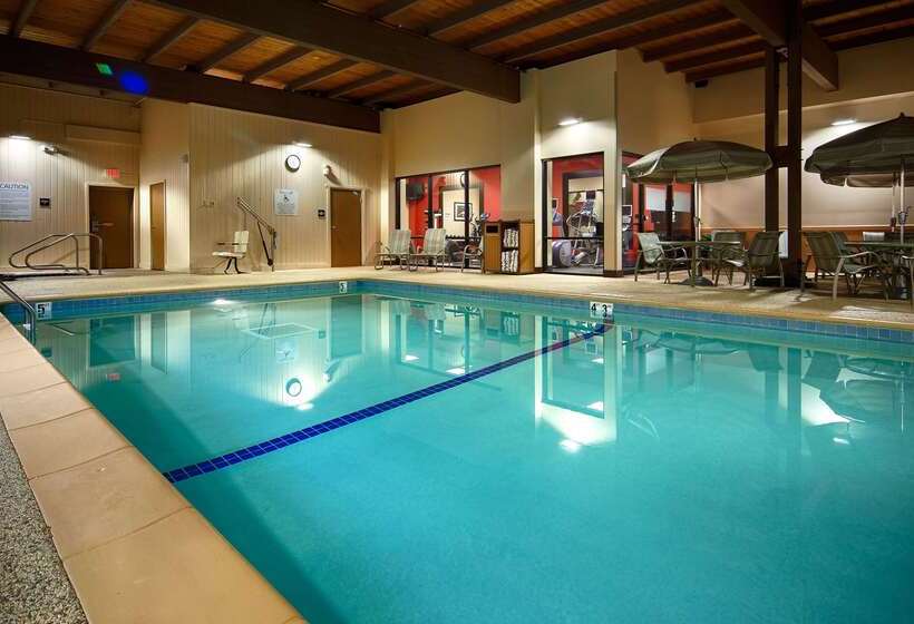 Отель Best Western Plus St. Paul North/shoreview