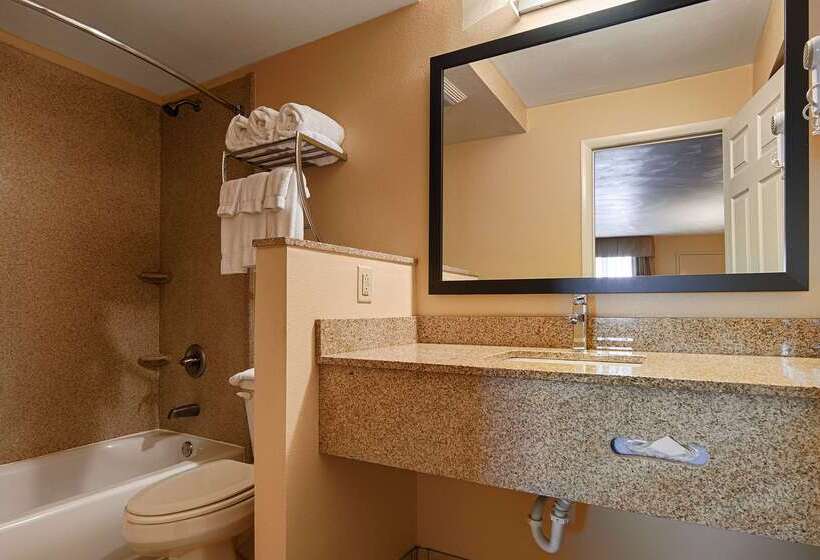 فندق Quality Inn & Suites