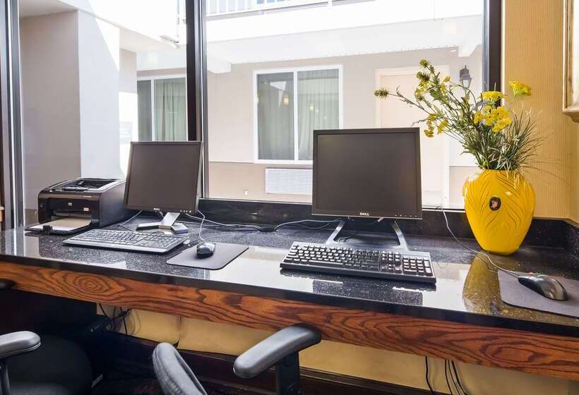 فندق Quality Inn & Suites