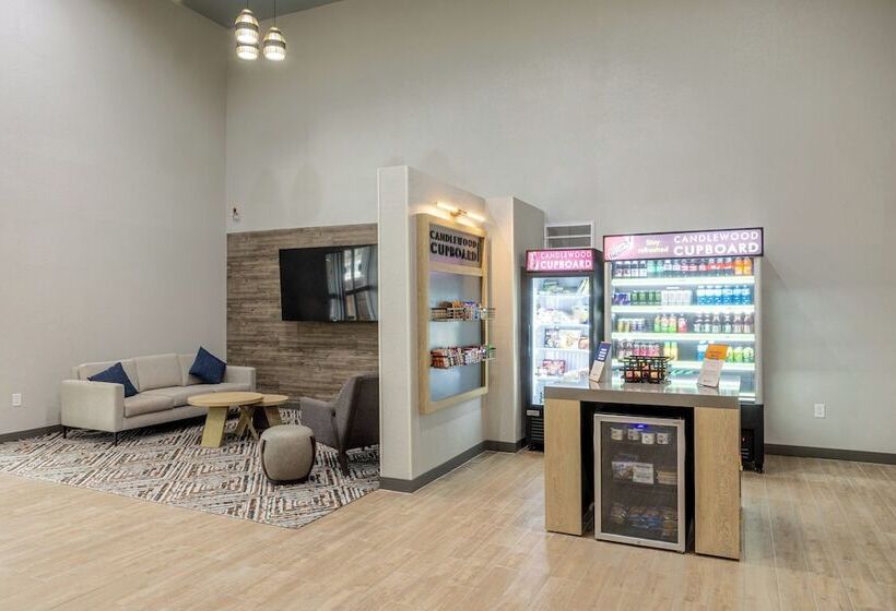 ホテル Candlewood Suites Wichita Northwest, An Ihg