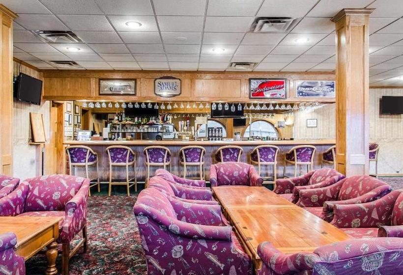 فندق Clarion Inn Pocatello