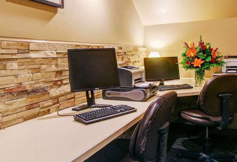 فندق Clarion Suites Anchorage Downtown