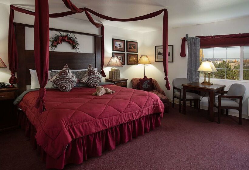 فندق Coast Hilltop Inn