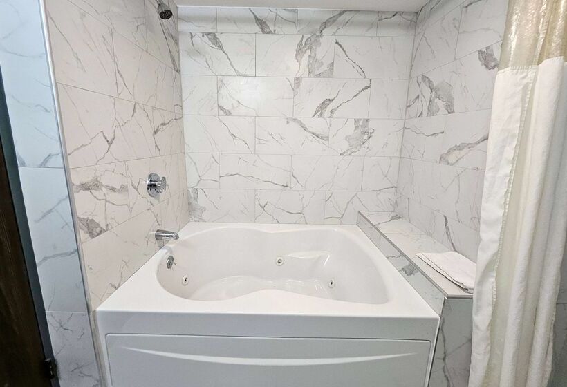 فندق Days Inn By Wyndham Berlin Meriden