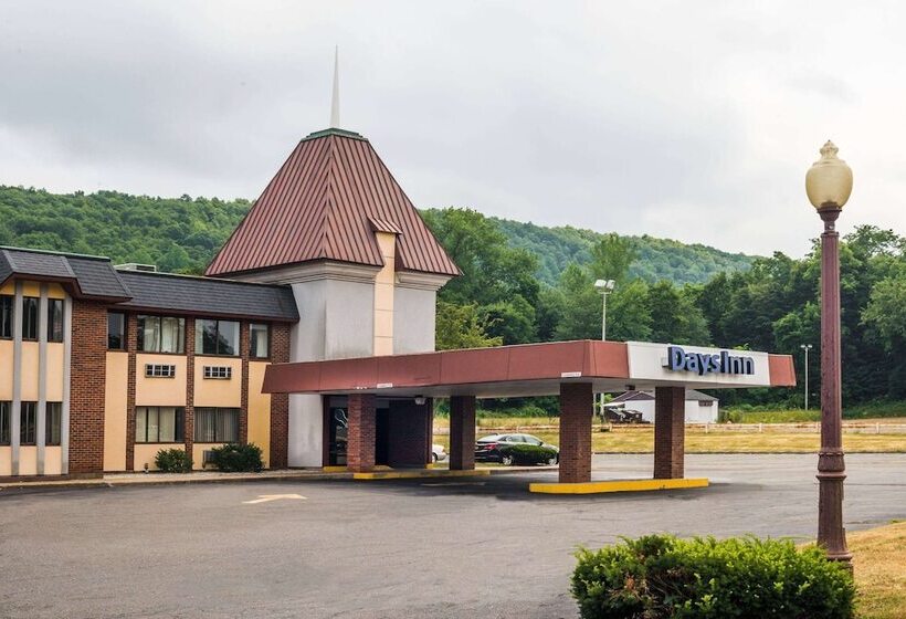 فندق Days Inn By Wyndham Berlin Meriden