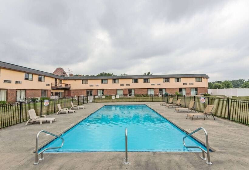 فندق Days Inn By Wyndham Berlin Meriden