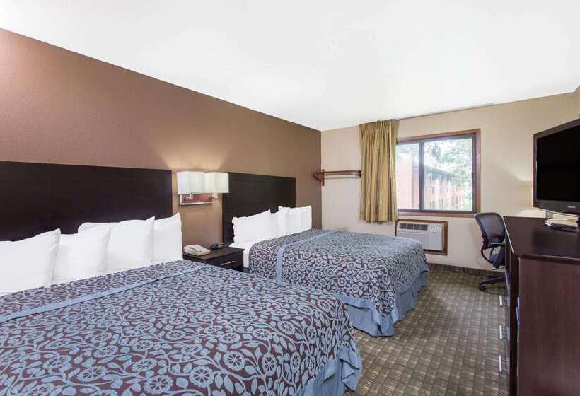 فندق Days Inn & Suites By Wyndham Waterloo