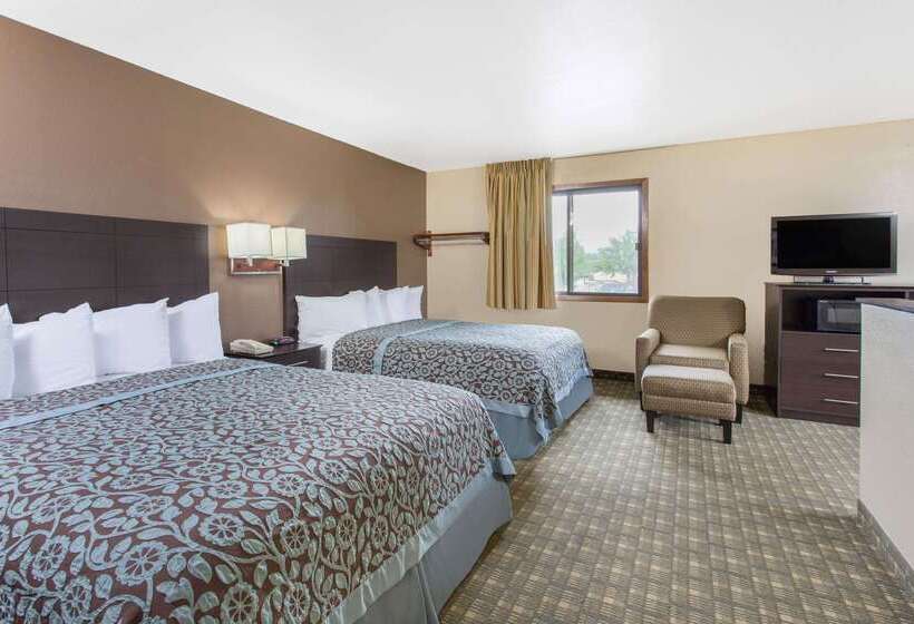 فندق Days Inn & Suites By Wyndham Waterloo