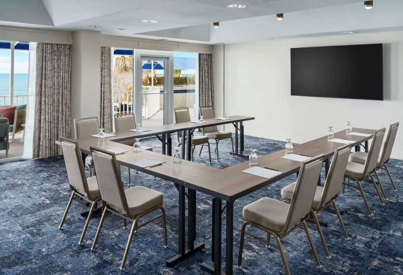 فندق Doubletree Beach Resort By Hilton Tampa Bay   North Redingto