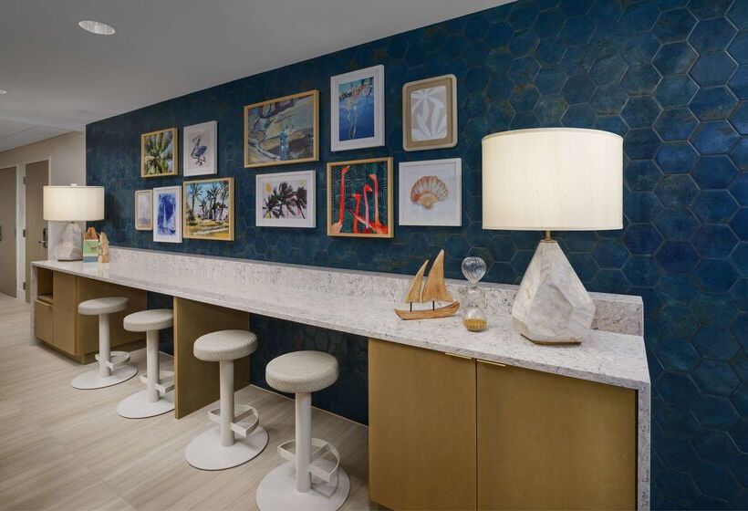 فندق Doubletree Beach Resort By Hilton Tampa Bay   North Redingto