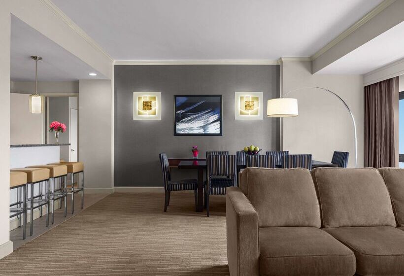 فندق Doubletree By Hilton Fort Lee   George Washington Bridge