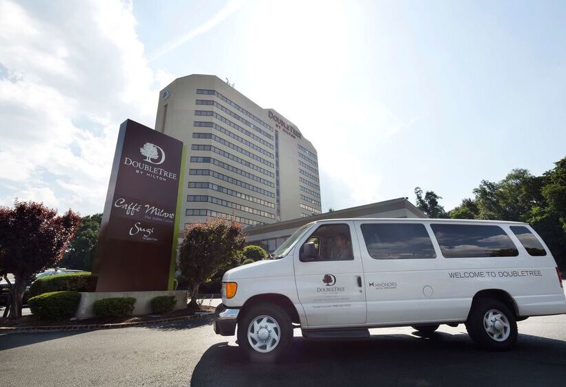 فندق Doubletree By Hilton Fort Lee   George Washington Bridge