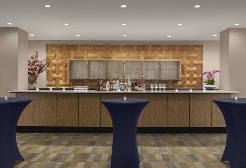 فندق Doubletree By Hilton Fort Lee   George Washington Bridge