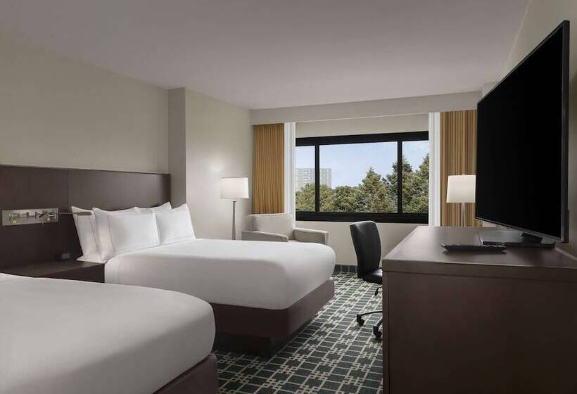 فندق Doubletree By Hilton Fort Lee   George Washington Bridge