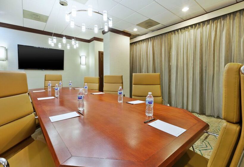 فندق Auburn Hills