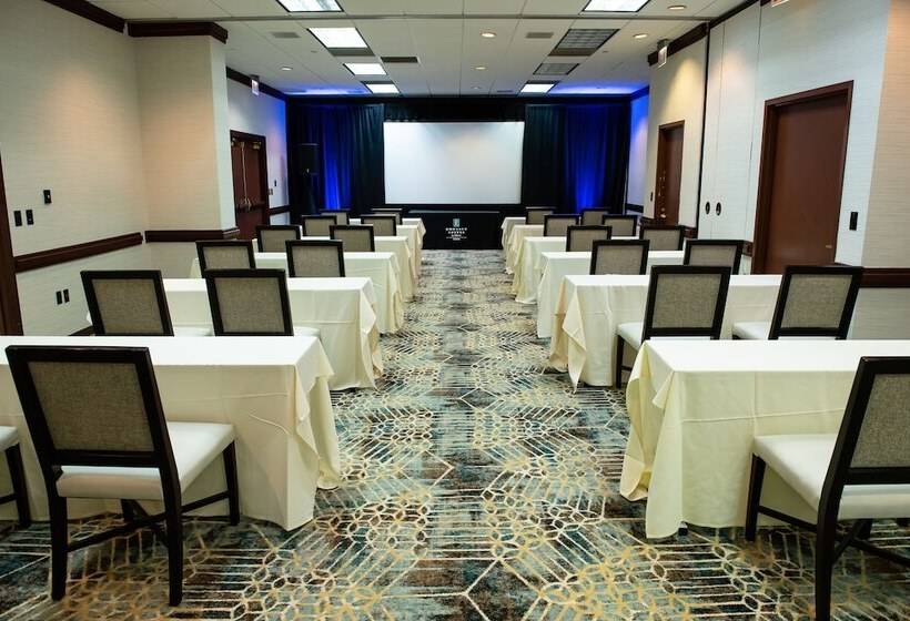 فندق Auburn Hills