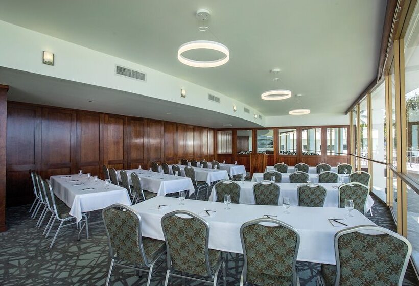 Grand Naniloa Hotel Hilo   A Doubletree By Hilton