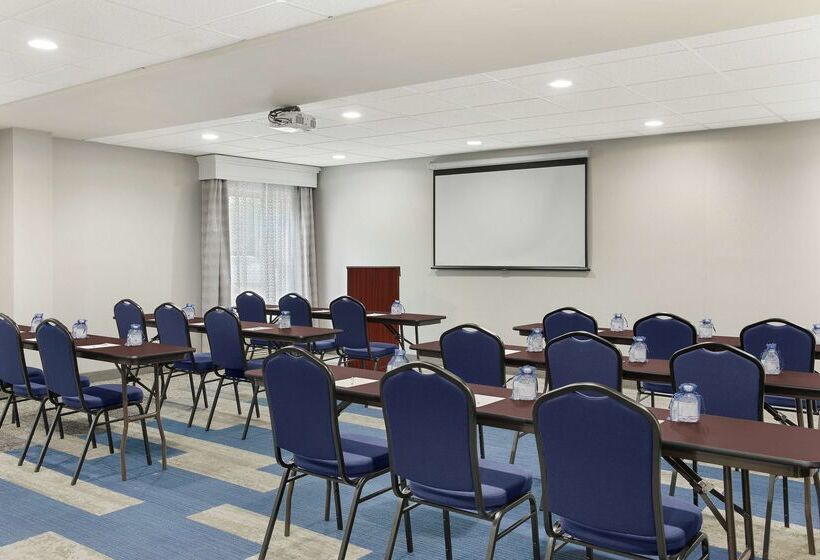 فندق Hampton Inn Atlanta   Newnan