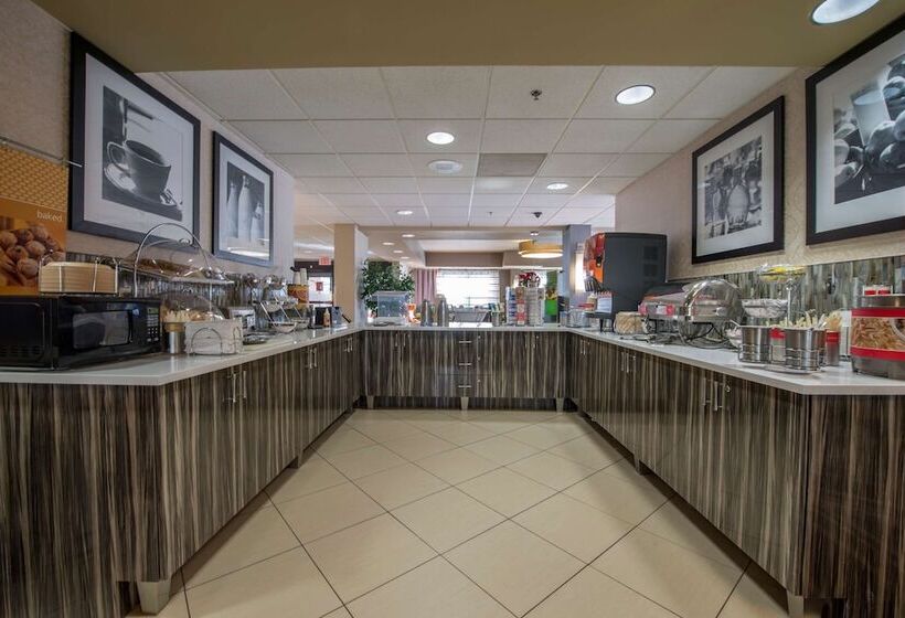 فندق Hampton Inn Atlanta   Newnan