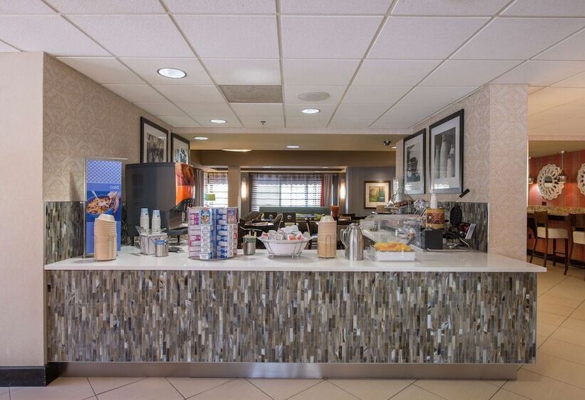 فندق Hampton Inn Atlanta   Newnan