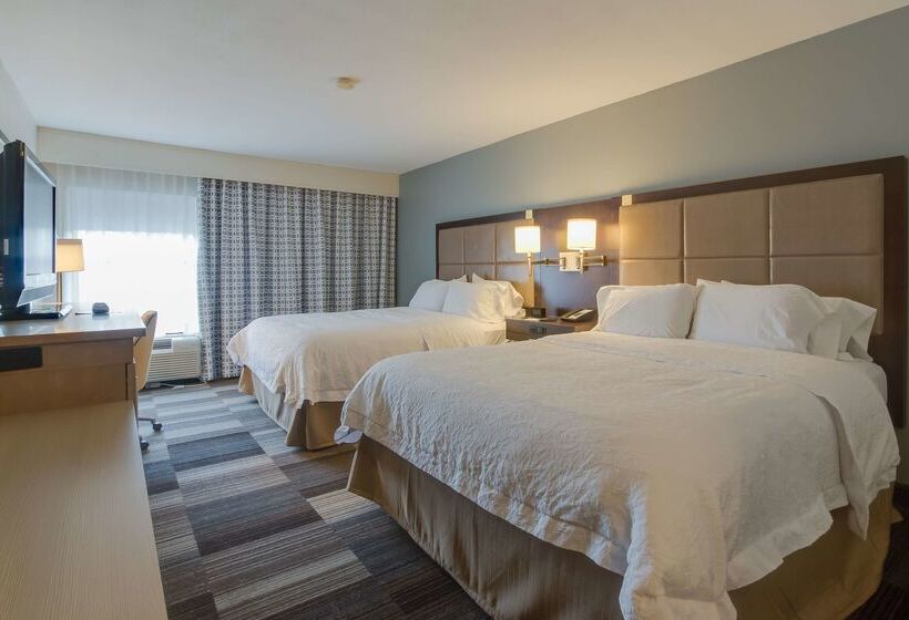 هتل Hampton Inn Bellevue / Nashvillei40 West
