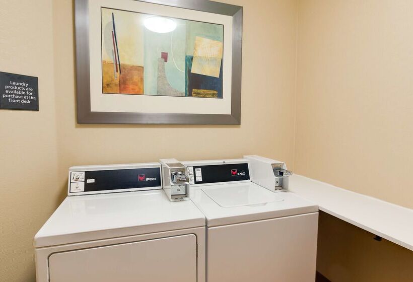 هتل Hampton Inn Bellevue / Nashvillei40 West