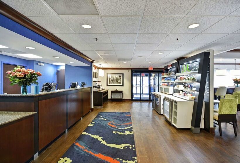 هتل Hampton Inn Birmingham/mountain Brook