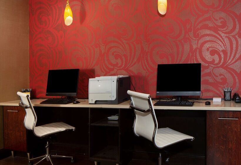 בית מלון כפרי Hampton Inn Charlestonsouthridge