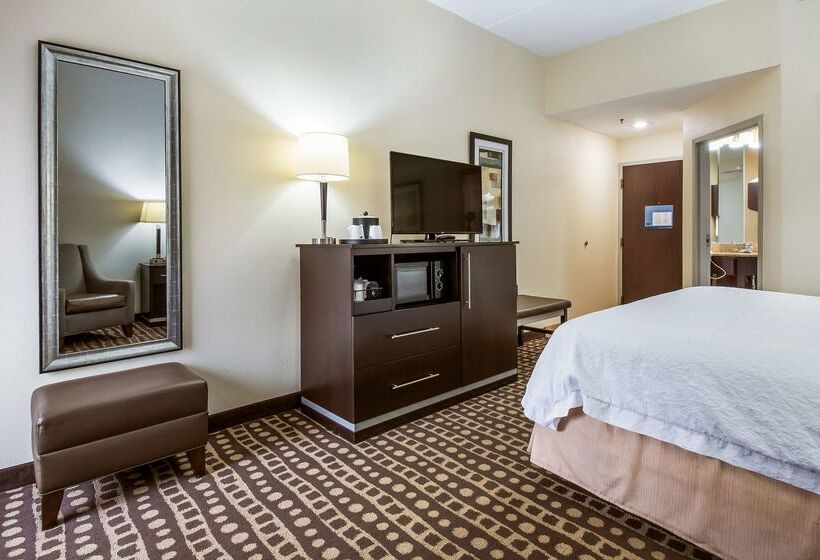 هتل Hampton Inn Columbus West