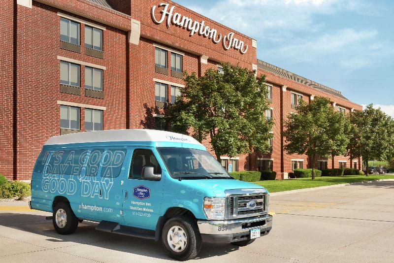 Отель Hampton Inn West Des Moines Lake Drive