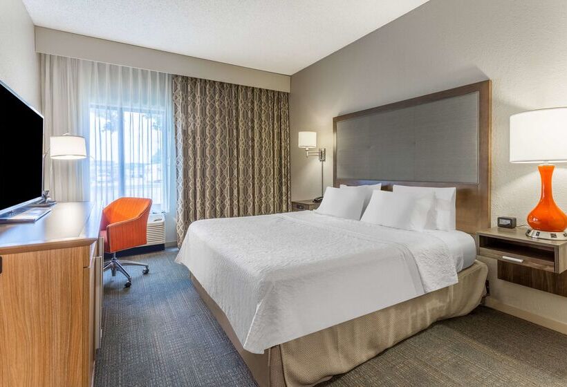 فندق Hampton Inn Eau Claire
