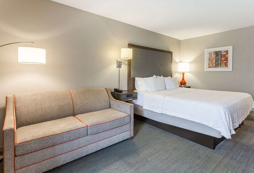 فندق Hampton Inn Eau Claire