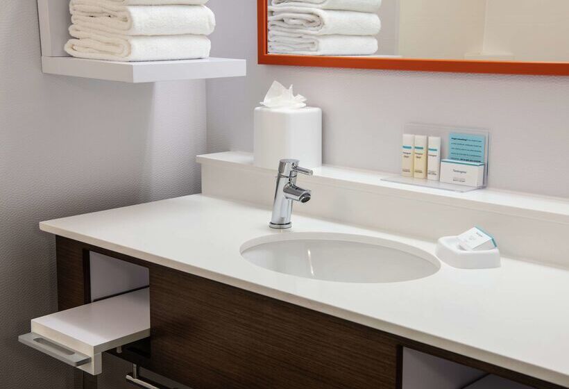 فندق Hampton Inn Eriesouth