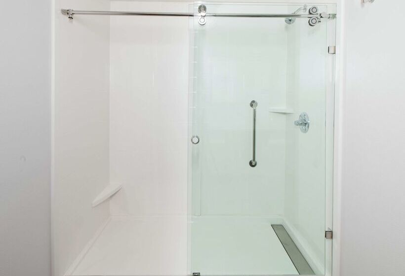 فندق Hampton Inn Eriesouth