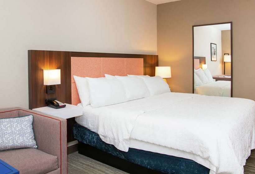 فندق Hampton Inn Eriesouth