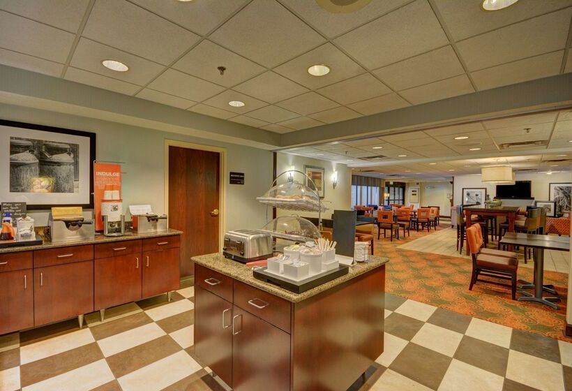 בית מלון כפרי Hampton Inn By Hilton Indianapolis South