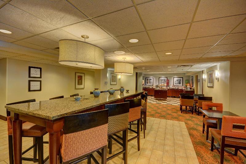 בית מלון כפרי Hampton Inn By Hilton Indianapolis South