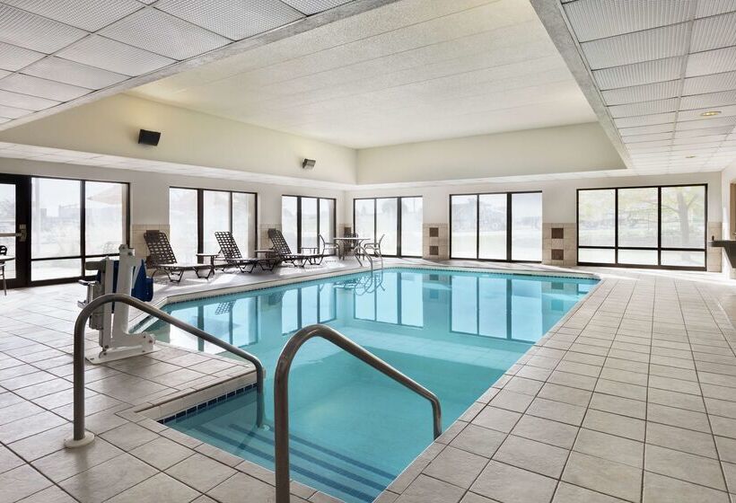 فندق Hampton Inn Milwaukee/brookfield