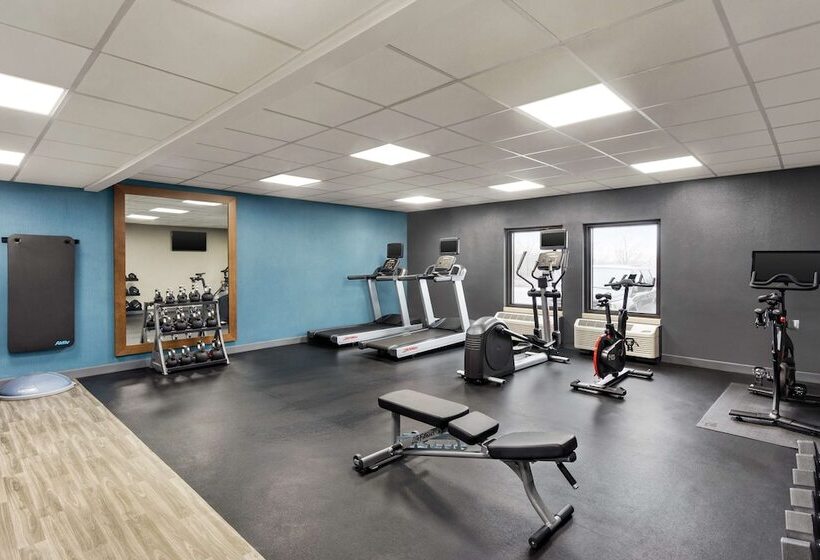 فندق Hampton Inn Milwaukee/brookfield