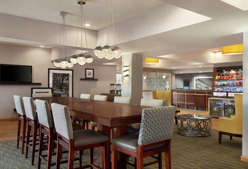 هتل Hampton Inn Phoenixmidtowndowntown Area