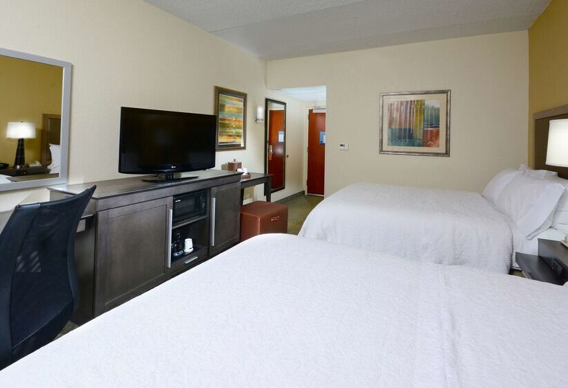 Отель Hampton Inn Raleigh/town Of Wake Forest