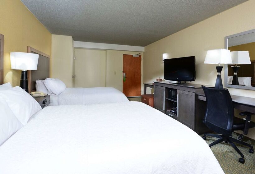 Отель Hampton Inn Raleigh/town Of Wake Forest