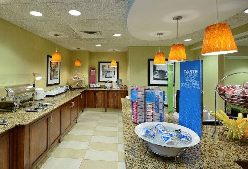 Отель Hampton Inn Raleigh/town Of Wake Forest