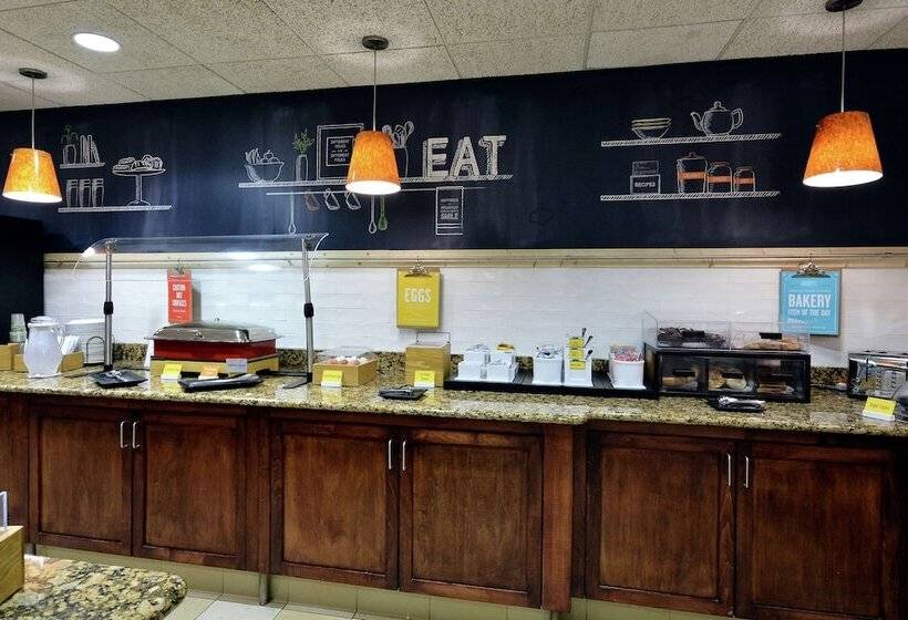 Отель Hampton Inn Raleigh/town Of Wake Forest