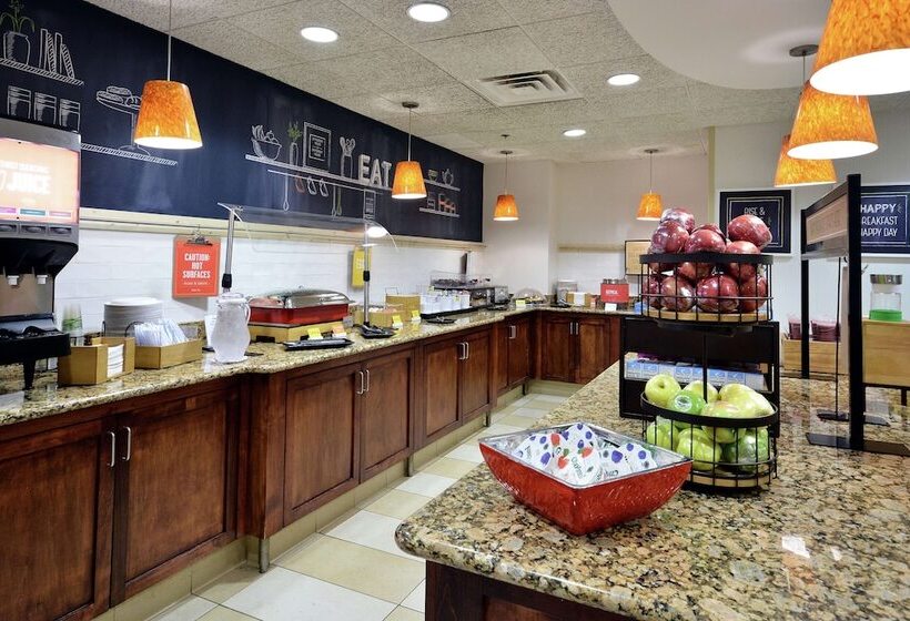 Отель Hampton Inn Raleigh/town Of Wake Forest