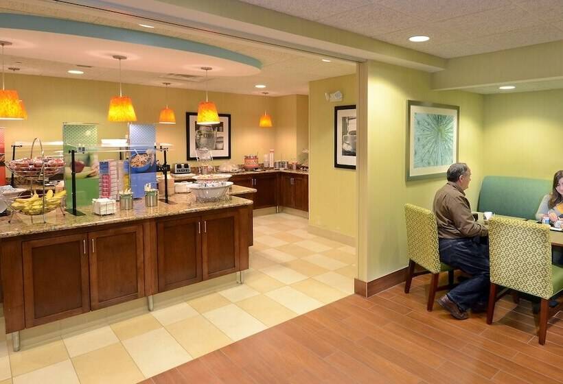 בית מלון כפרי Hampton Inn Raleigh/town Of Wake Forest
