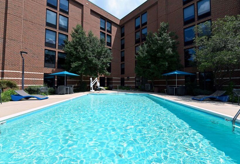 هتل Hampton Inn Richmond West Innsbrook