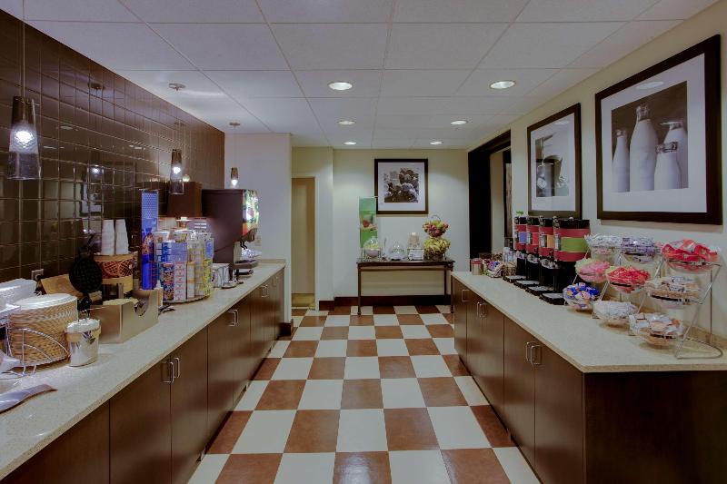 هتل Hampton Inn Richmond West Innsbrook